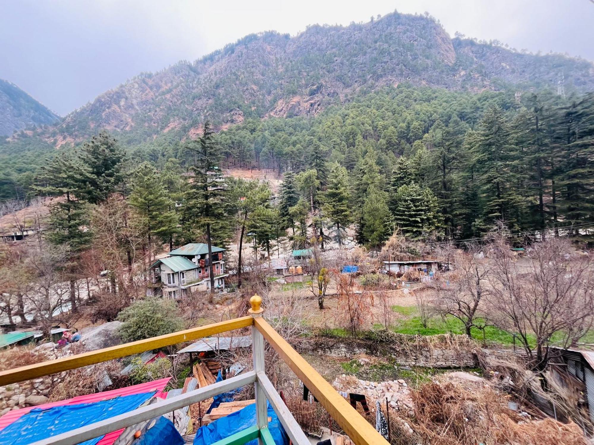 Russian Unit Kasol By Valley Buitenkant foto
