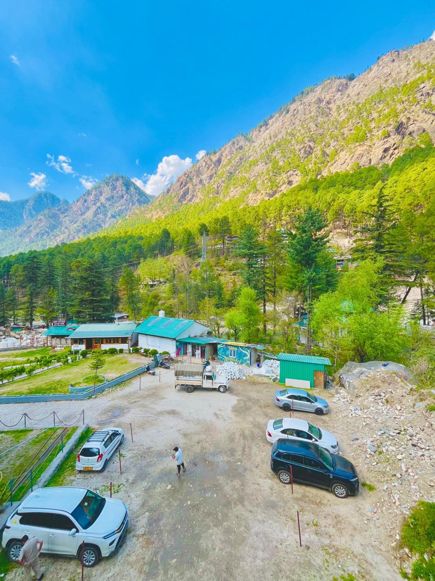Russian Unit Kasol By Valley Buitenkant foto